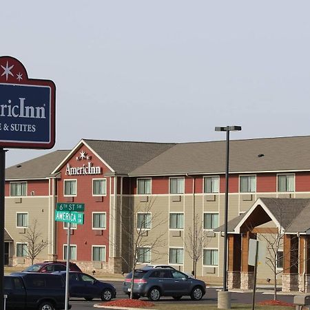 Americinn By Wyndham Cedar Rapids Airport Екстериор снимка