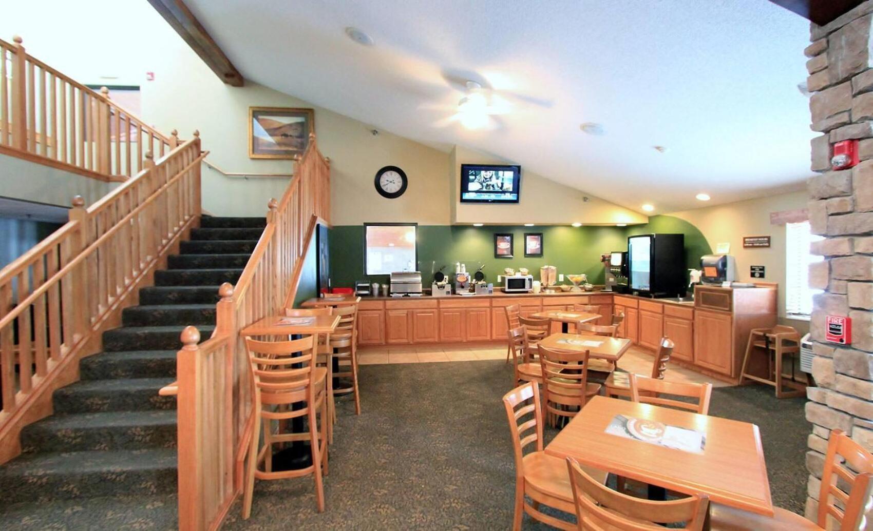 Americinn By Wyndham Cedar Rapids Airport Екстериор снимка